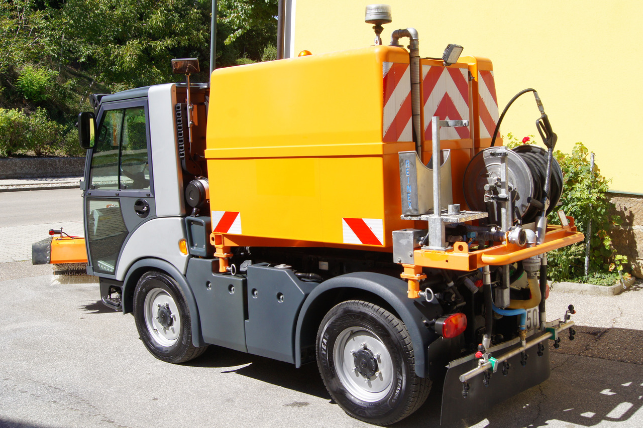 MULTICAR TREMO X56 Carrier CS/4x4/Euro 5/Besen/Wasserfass - Возило за метење: слика 3 MULTICAR TREMO X56 Carrier CS/4x4/Euro 5/Besen/Wasserfass - Возило за метење: слика 3