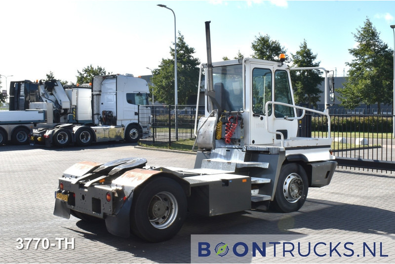 Terberg YT222 4x2 | TERMINAL TRUCK * NL KENTEKEN - Камион влекач: слика 5 Terberg YT222 4x2 | TERMINAL TRUCK * NL KENTEKEN - Камион влекач: слика 5