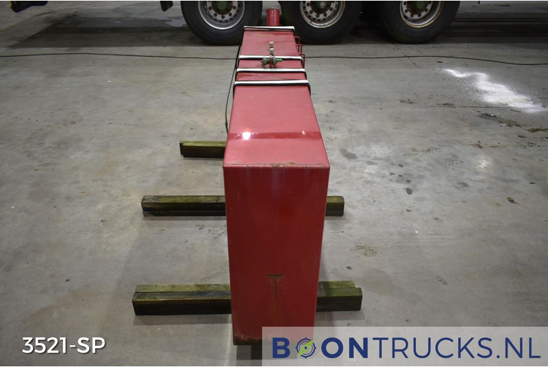 Onbekend BRANDSTOFTANK | L 30 x W 183 x H 77 cm * ca 400 L - Резервоар за гориво: слика 4 Onbekend BRANDSTOFTANK | L 30 x W 183 x H 77 cm * ca 400 L - Резервоар за гориво: слика 4