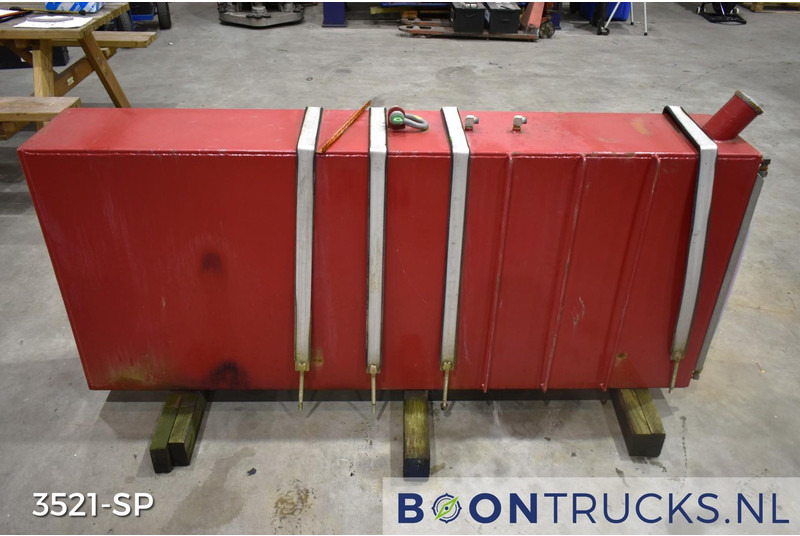 Onbekend BRANDSTOFTANK | L 30 x W 183 x H 77 cm * ca 400 L - Резервоар за гориво: слика 1 Onbekend BRANDSTOFTANK | L 30 x W 183 x H 77 cm * ca 400 L - Резервоар за гориво: слика 1
