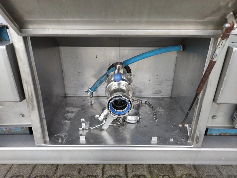 Burg 34000 liter tankoplegger - Полуприколка цистерна: слика 5 Burg 34000 liter tankoplegger - Полуприколка цистерна: слика 5