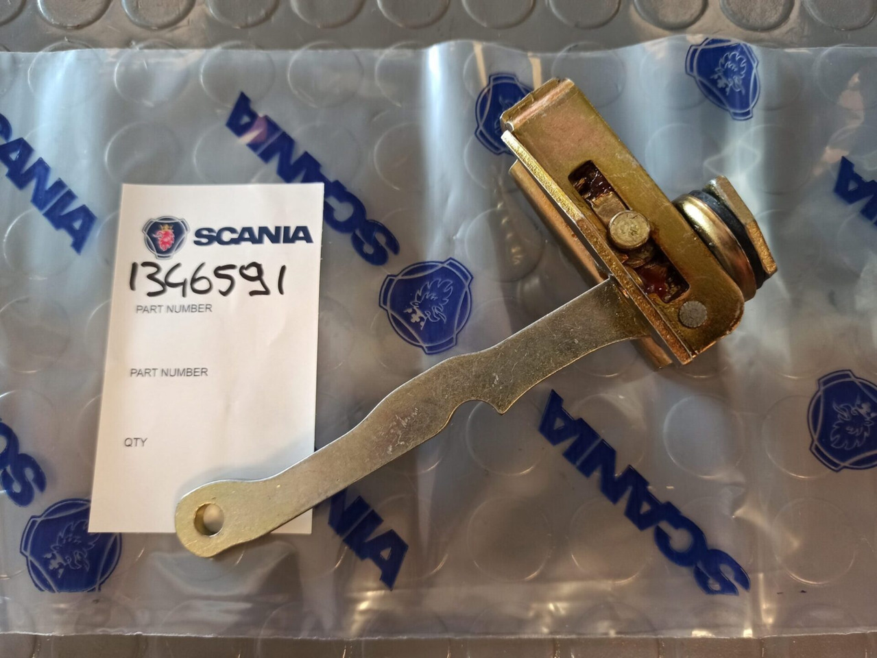 SCANIA DOOR STOP - 1346591 - Врата и делови за Камион: слика 1 SCANIA DOOR STOP - 1346591 - Врата и делови за Камион: слика 1