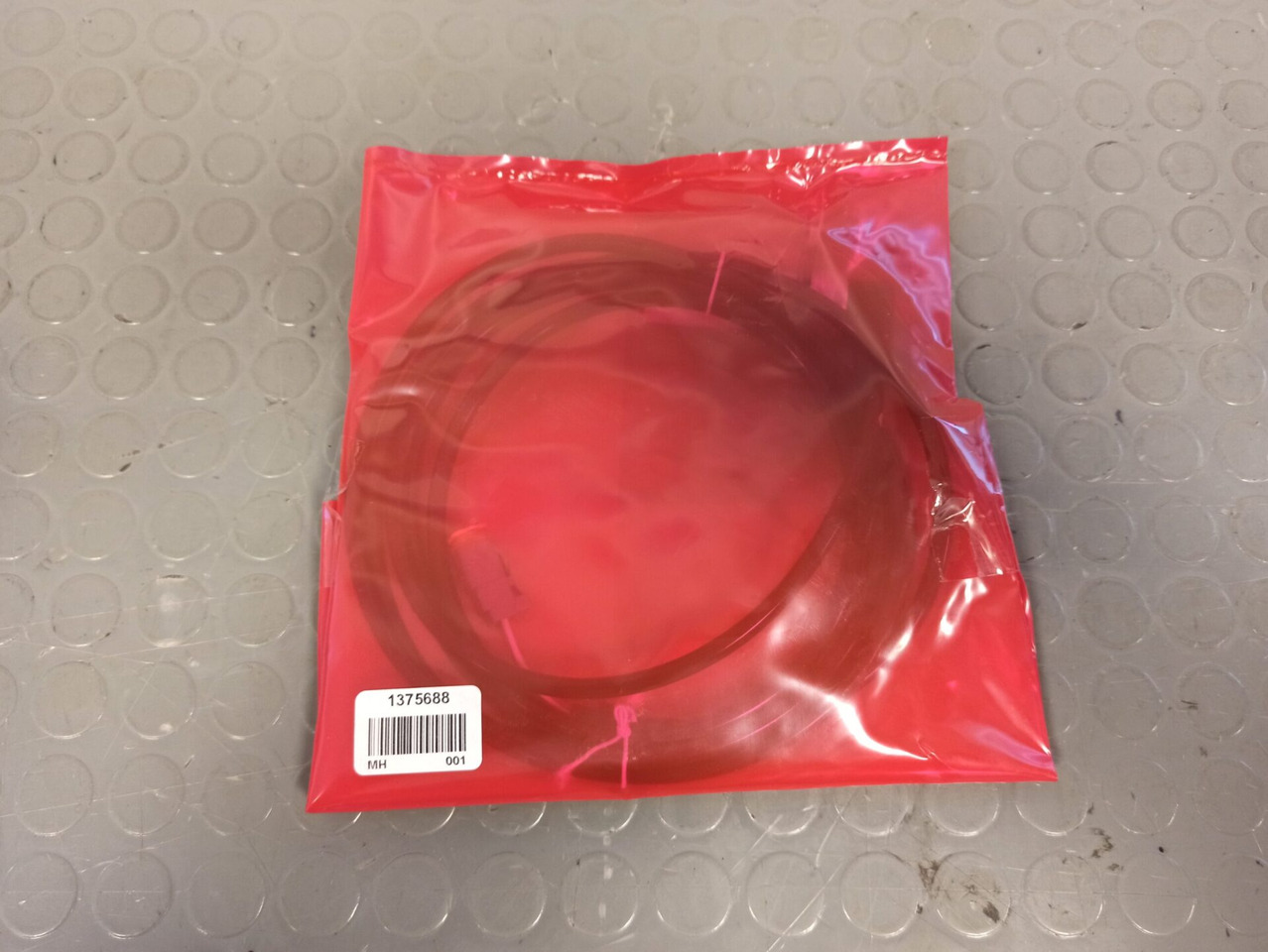 SCANIA ROTATIONAL SPEED SENSOR 1375688 - Сензор за Камион: слика 1 SCANIA ROTATIONAL SPEED SENSOR 1375688 - Сензор за Камион: слика 1