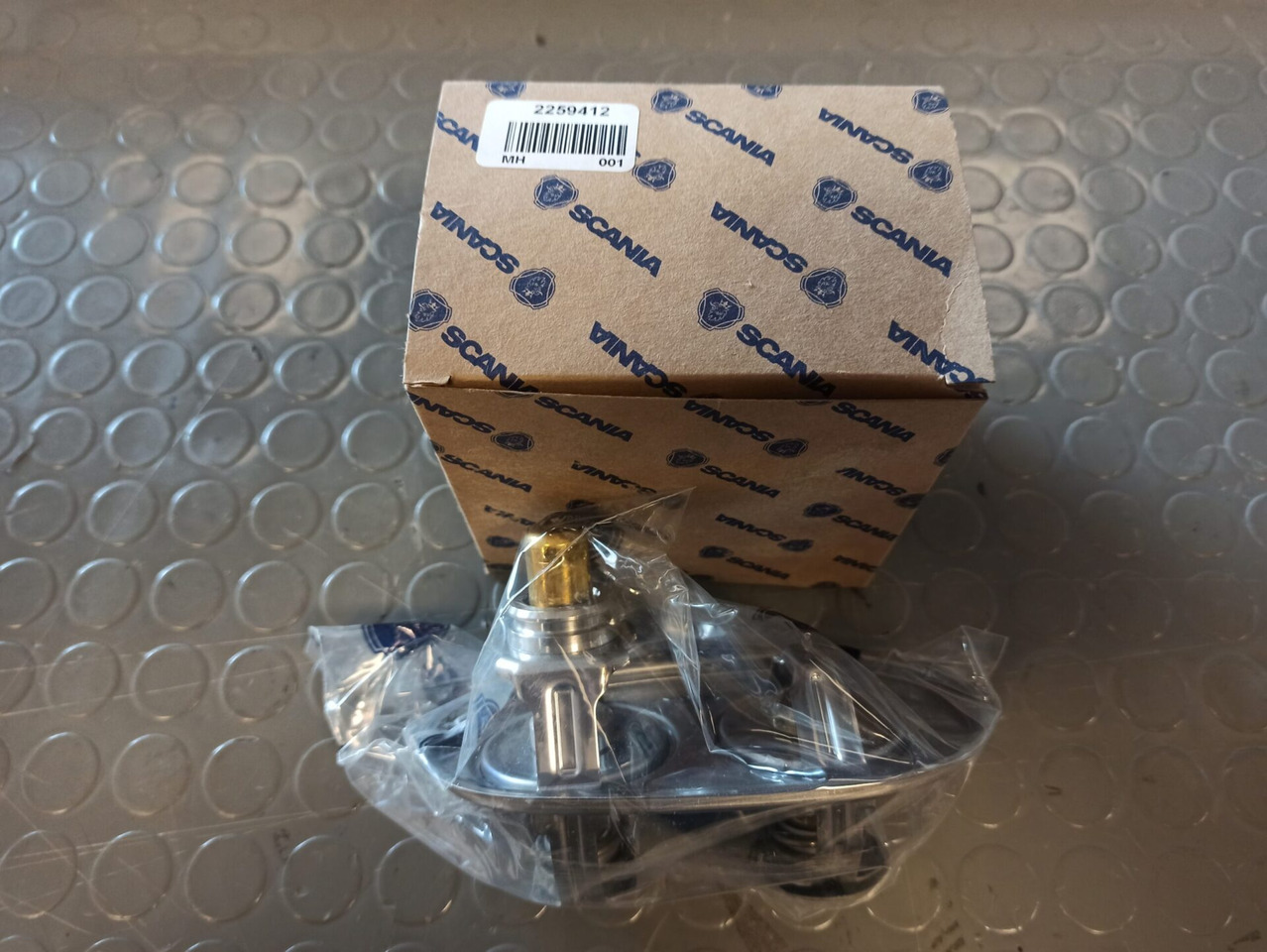 SCANIA THERMOSTAT - 2259412 - Термостат за Камион: слика 1 SCANIA THERMOSTAT - 2259412 - Термостат за Камион: слика 1