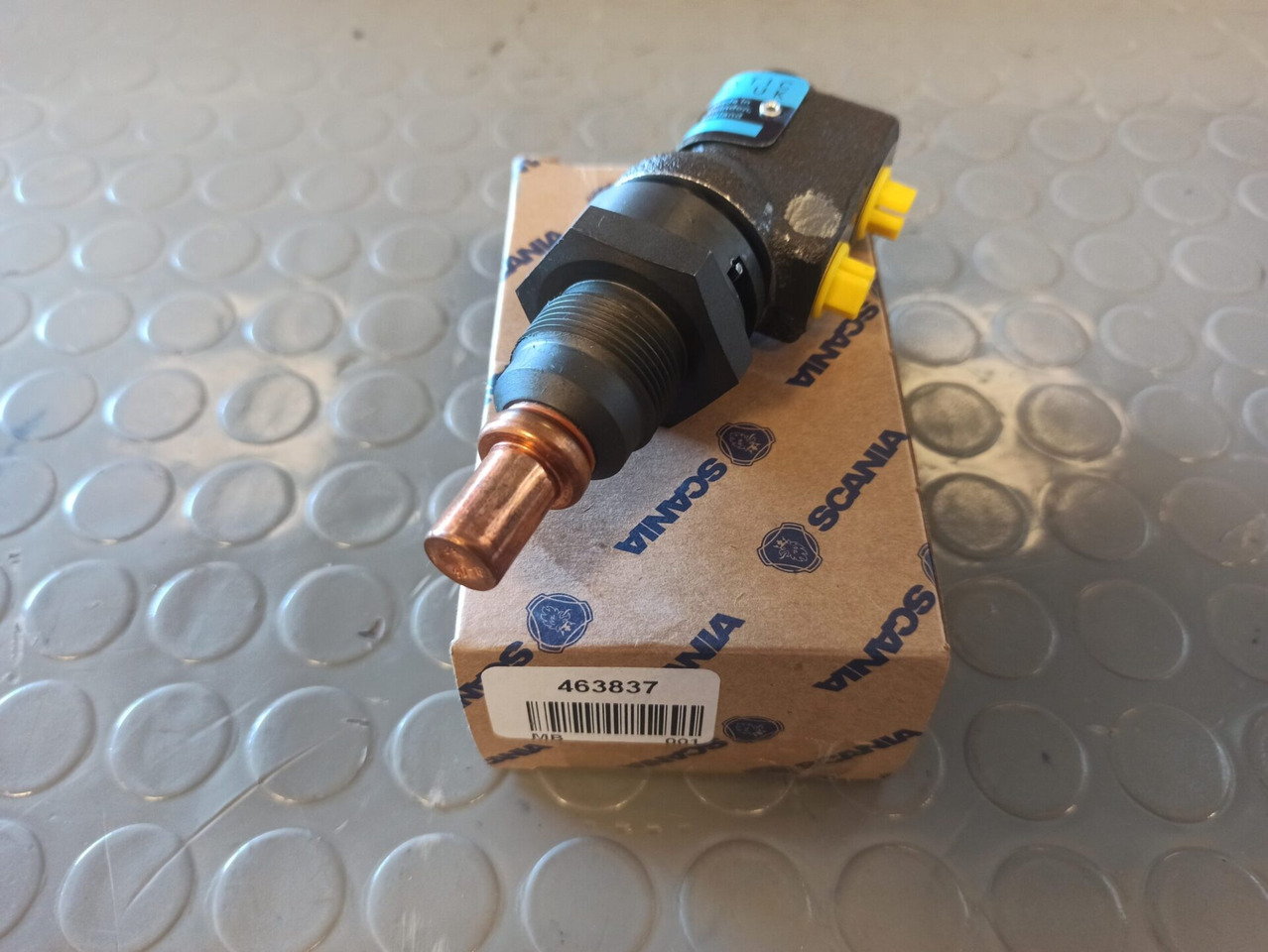 SCANIA THERMOSTAT VALVE - 463837 - Термостат за Камион: слика 1 SCANIA THERMOSTAT VALVE - 463837 - Термостат за Камион: слика 1