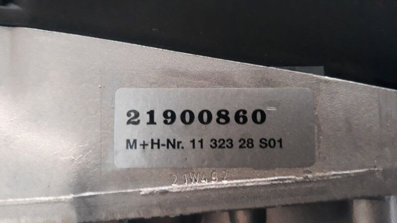 VOLVO FUEL FILTER HOUSING 21900860, 21032642 - Филтер за гориво за Камион: слика 5 VOLVO FUEL FILTER HOUSING 21900860, 21032642 - Филтер за гориво за Камион: слика 5