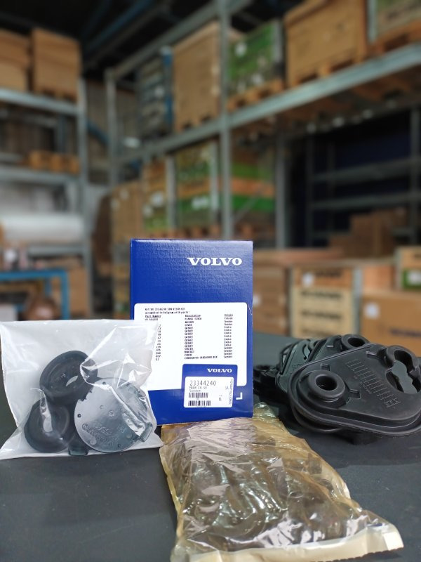 VOLVO SUN VISOR KIT 23344240 - Штитник за сонце за Камион: слика 1 VOLVO SUN VISOR KIT 23344240 - Штитник за сонце за Камион: слика 1