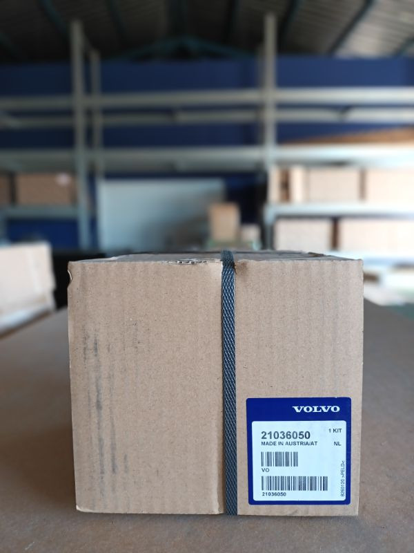 VOLVO WHEEL BEARING KIT 21036050 - Оска и делови за Камион: слика 1 VOLVO WHEEL BEARING KIT 21036050 - Оска и делови за Камион: слика 1