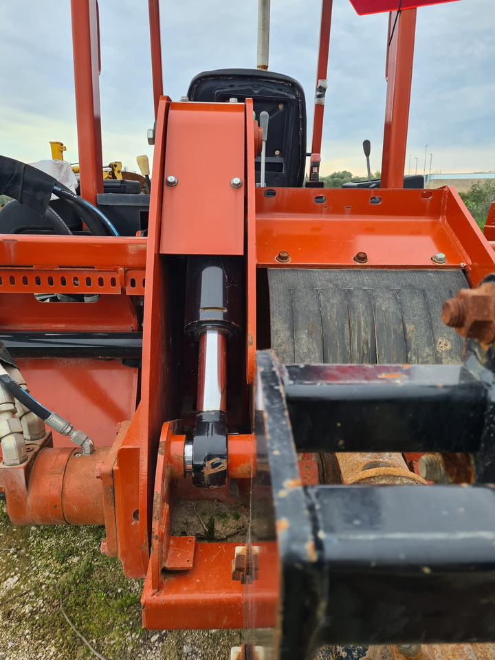 DITCH RT55 - Копач на канали: слика 2 DITCH RT55 - Копач на канали: слика 2