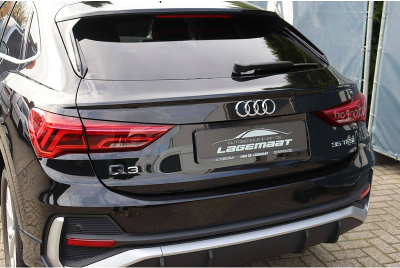 SUV Audi Q3 Sportback: слика 14 SUV Audi Q3 Sportback: слика 14