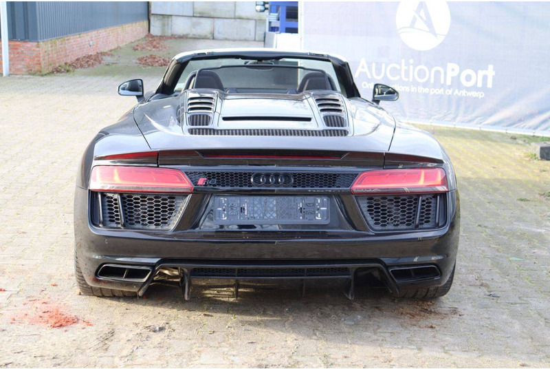 Audi R8 - Автомобил: слика 5 Audi R8 - Автомобил: слика 5