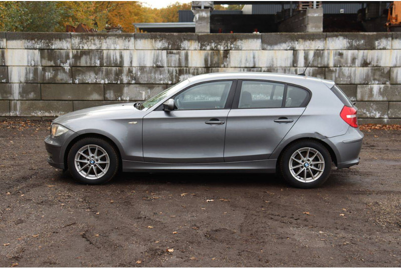 BMW 1 Serie 116i - Седан: слика 2 BMW 1 Serie 116i - Седан: слика 2