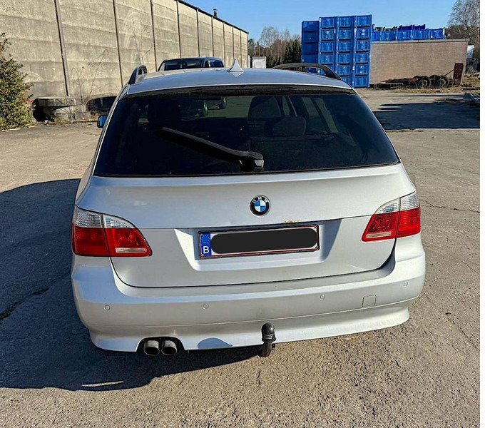 BMW 5 Serie (E61) - Автомобил: слика 5 BMW 5 Serie (E61) - Автомобил: слика 5
