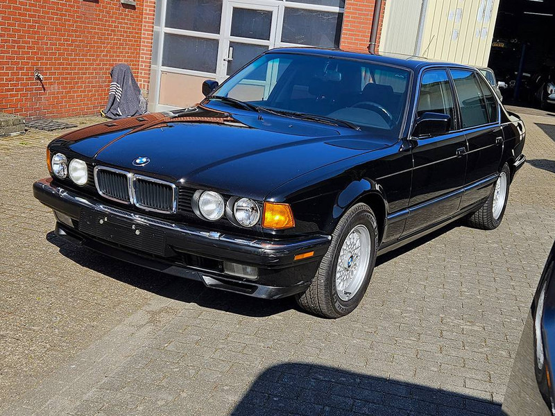 BMW 750IL - Автомобил: слика 1 BMW 750IL - Автомобил: слика 1