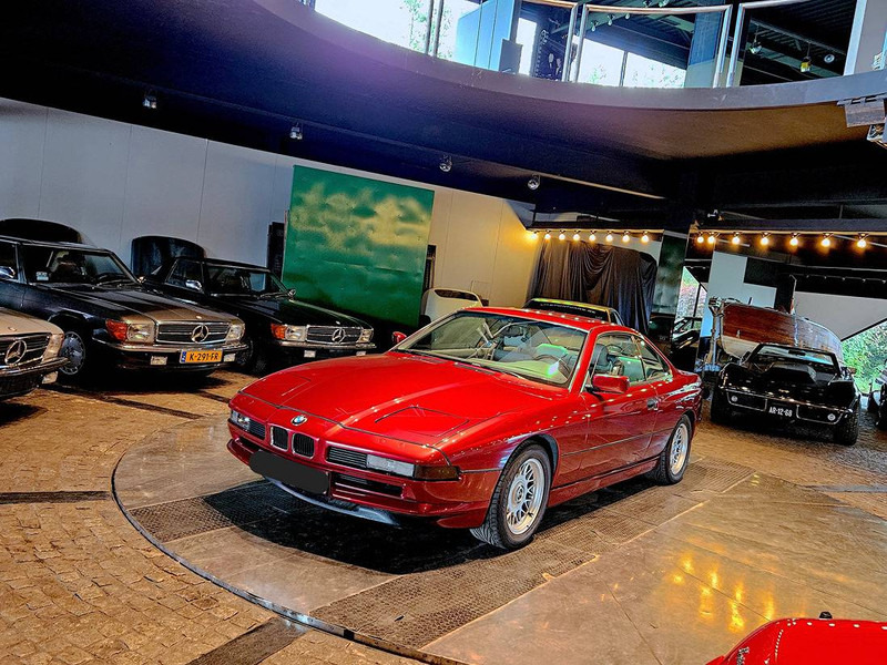 BMW 850iA - Автомобил: слика 2 BMW 850iA - Автомобил: слика 2