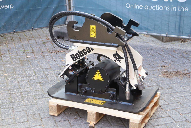 Bobcat - Вибрациска плоча: слика 2 Bobcat - Вибрациска плоча: слика 2