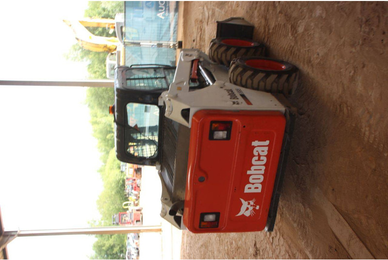Bobcat S550 - Натоварувач на тркала: слика 5 Bobcat S550 - Натоварувач на тркала: слика 5