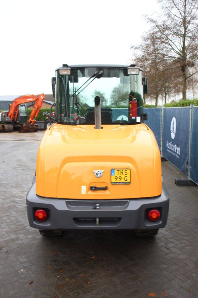 Case 21F - Натоварувач на тркала: слика 4 Case 21F - Натоварувач на тркала: слика 4