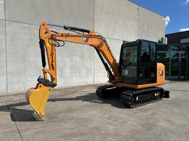 Caterpillar 305.5E2 - Багер гасеничар: слика 1 Caterpillar 305.5E2 - Багер гасеничар: слика 1