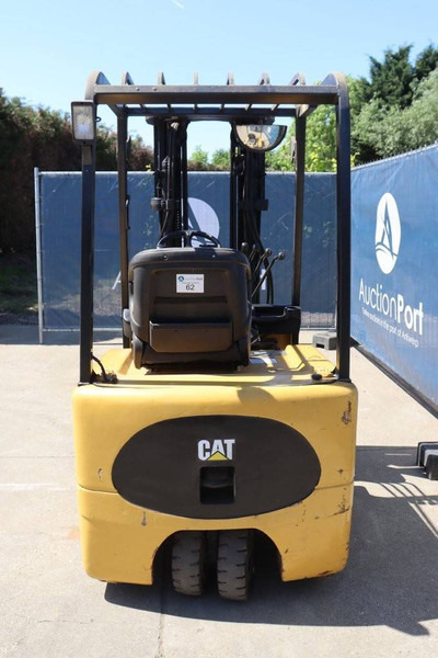 Caterpillar EP16KT - Електричен вилушкар: слика 4 Caterpillar EP16KT - Електричен вилушкар: слика 4