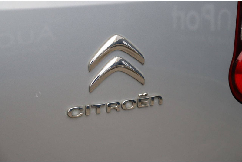 Товарно комбе Citroën Berlingo: слика 17