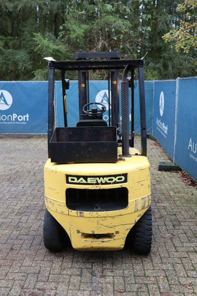 Daewoo D25-3 - Дизел вилушкар: слика 4 Daewoo D25-3 - Дизел вилушкар: слика 4