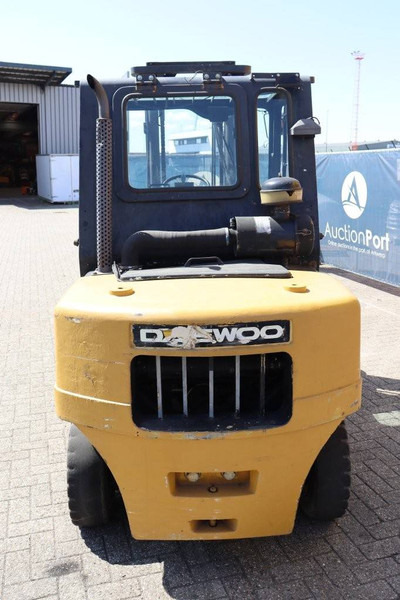 Daewoo D40S-2 - Дизел вилушкар: слика 5 Daewoo D40S-2 - Дизел вилушкар: слика 5