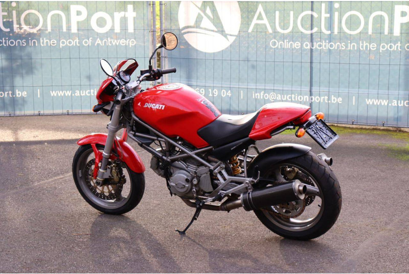 Ducati Monster 600 - Мотоцикл: слика 3 Ducati Monster 600 - Мотоцикл: слика 3