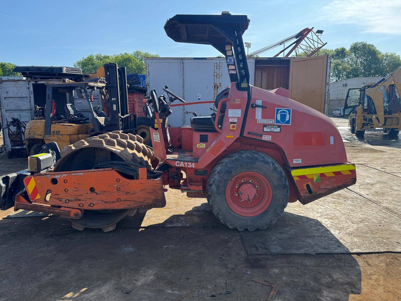 Dynapac CA134PD - Компактор: слика 2 Dynapac CA134PD - Компактор: слика 2