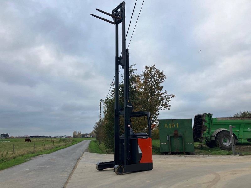 Fenwick Fenwick-Linde R14-01 - Вилушкар со подигнување: слика 1 Fenwick Fenwick-Linde R14-01 - Вилушкар со подигнување: слика 1