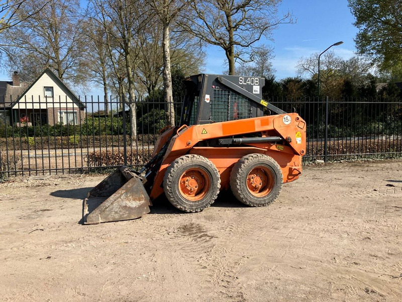 Fiat Kobelco SL40B - Натоварувач на тркала: слика 1 Fiat Kobelco SL40B - Натоварувач на тркала: слика 1