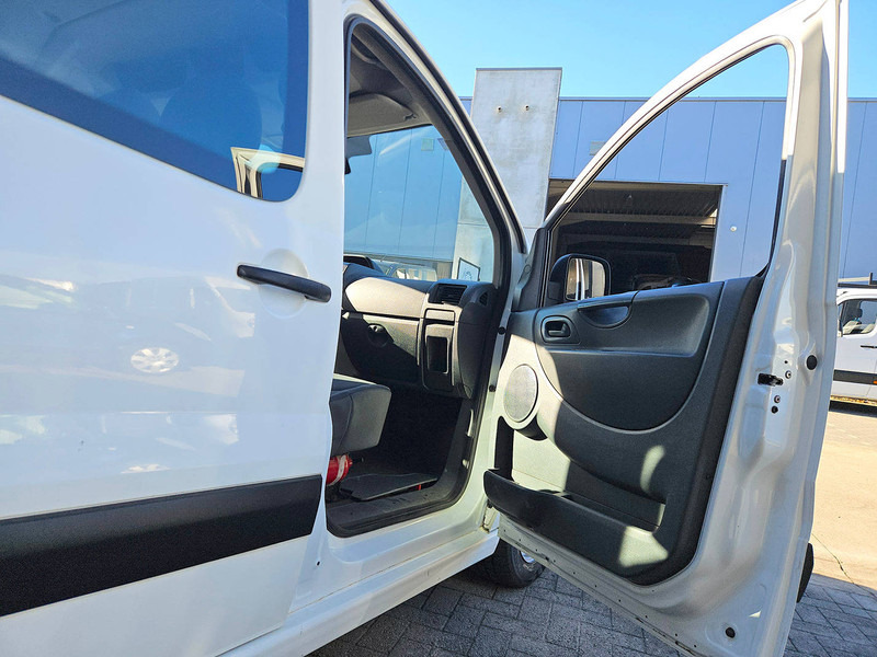 Товарно комбе Fiat Scudo 130 MultiJet: слика 11