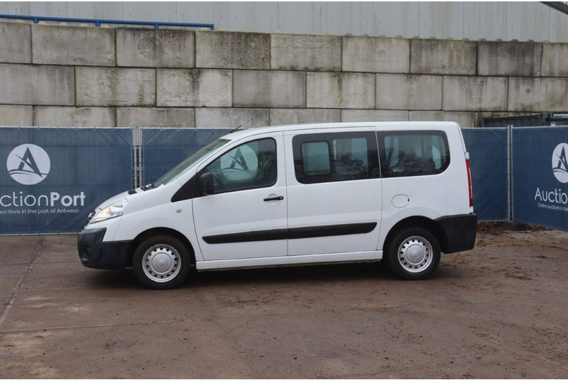 Fiat Scudo - Товарно комбе: слика 1 Fiat Scudo - Товарно комбе: слика 1