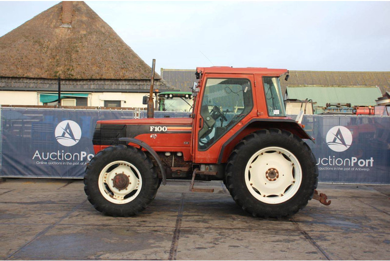 Fiatagri F100 DT - Трактор: слика 2 Fiatagri F100 DT - Трактор: слика 2