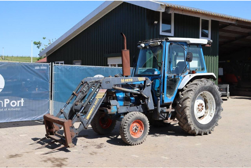 Трактор Ford 5610: слика 8
