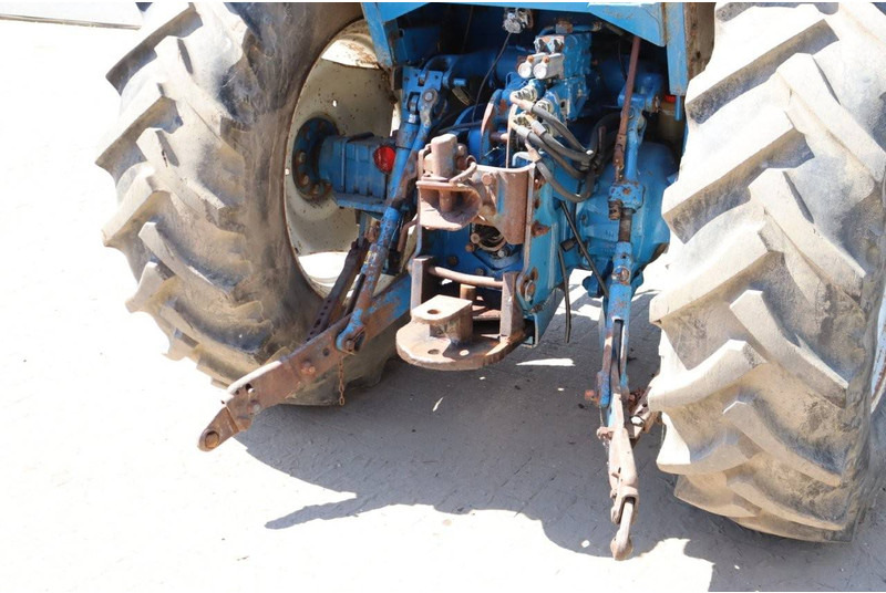 Трактор Ford 5610: слика 16