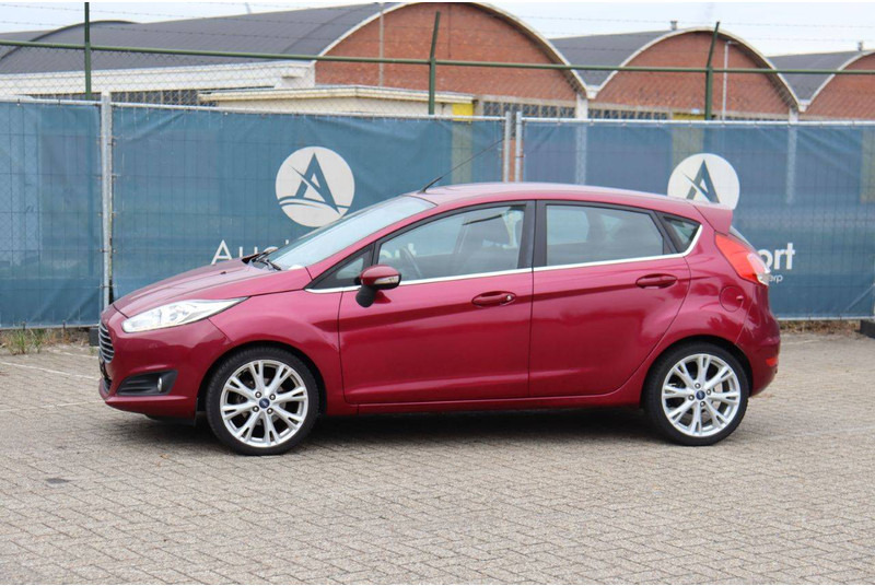 Ford Fiesta - Седан: слика 1 Ford Fiesta - Седан: слика 1