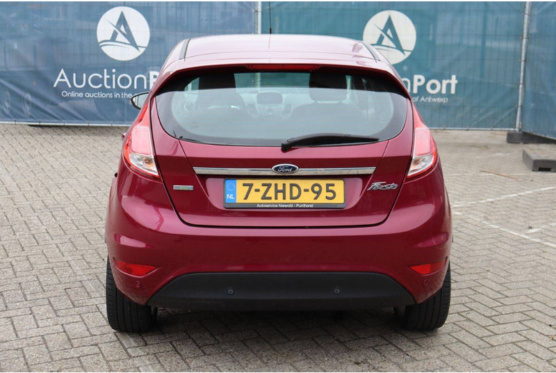 Ford Fiesta - Седан: слика 5 Ford Fiesta - Седан: слика 5