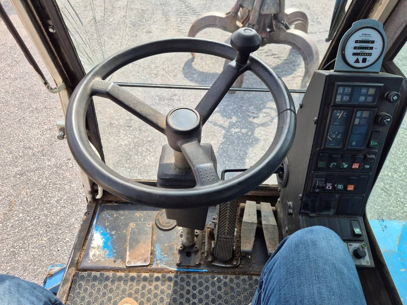 Багер на тркала Fuchs MHL331: слика 6 Багер на тркала Fuchs MHL331: слика 6