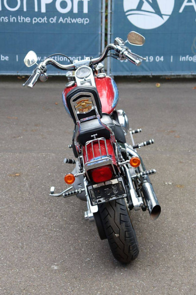 Harley-Davidson Deuce Softail - Мотоцикл: слика 5 Harley-Davidson Deuce Softail - Мотоцикл: слика 5