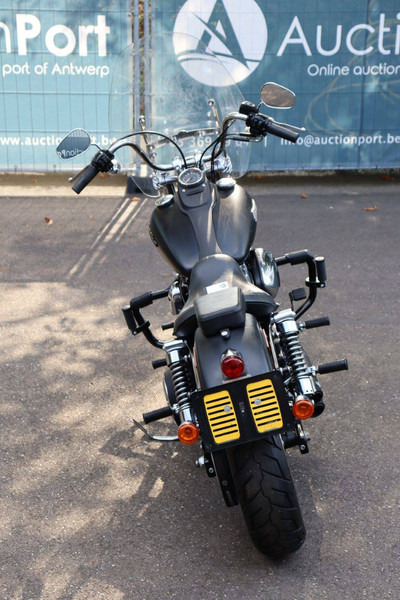 Harley-Davidson Dyna Street Bob - Мотоцикл: слика 5 Harley-Davidson Dyna Street Bob - Мотоцикл: слика 5
