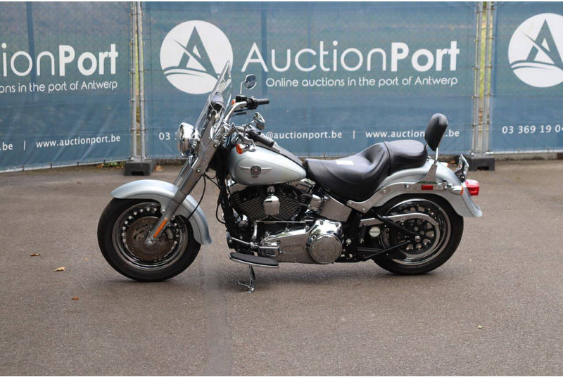 Harley-Davidson FAT BOY - Мотоцикл: слика 1 Harley-Davidson FAT BOY - Мотоцикл: слика 1