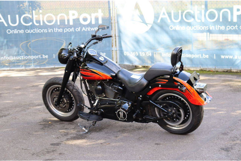Harley-Davidson Fat Boy Low - Мотоцикл: слика 3 Harley-Davidson Fat Boy Low - Мотоцикл: слика 3