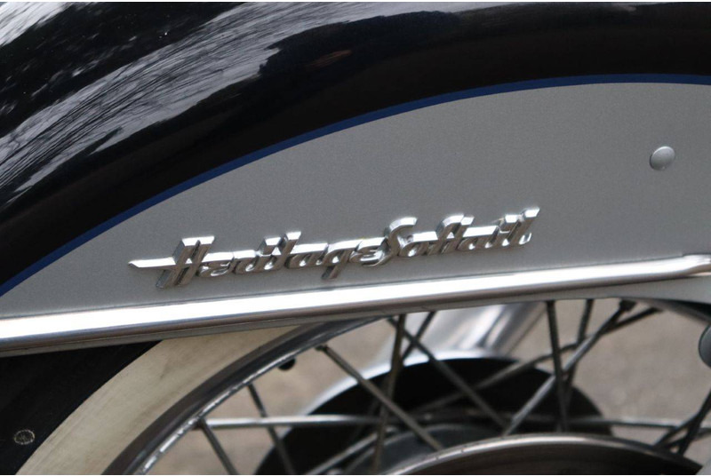 Мотоцикл Harley-Davidson Heritage Softail Classic: слика 14 Мотоцикл Harley-Davidson Heritage Softail Classic: слика 14