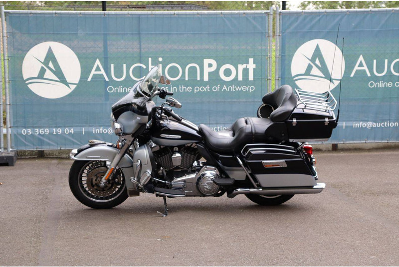 Harley-Davidson Limited - Мотоцикл: слика 1 Harley-Davidson Limited - Мотоцикл: слика 1