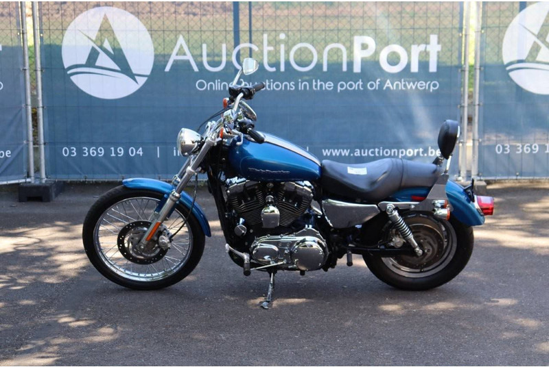 Harley-Davidson Sporster XL1200 Custom - Мотоцикл: слика 2 Harley-Davidson Sporster XL1200 Custom - Мотоцикл: слика 2