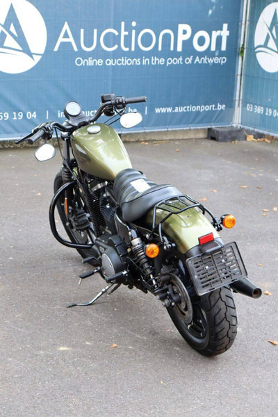 Harley-Davidson Sportster XL883 Iron - Мотоцикл: слика 4 Harley-Davidson Sportster XL883 Iron - Мотоцикл: слика 4