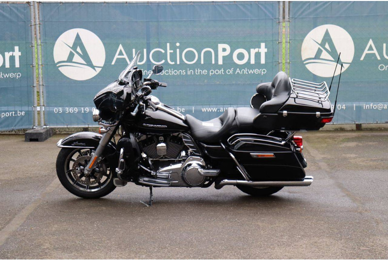 Harley-Davidson Ultra Classic - Мотоцикл: слика 2 Harley-Davidson Ultra Classic - Мотоцикл: слика 2