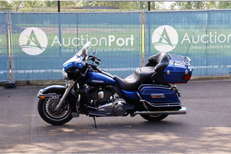 Harley-Davidson Ultra Classic - Мотоцикл: слика 1 Harley-Davidson Ultra Classic - Мотоцикл: слика 1