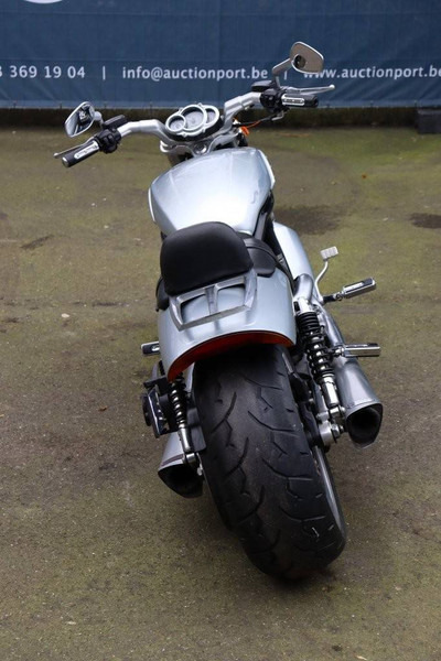 Harley-Davidson V-Rod Muscle - Мотоцикл: слика 5 Harley-Davidson V-Rod Muscle - Мотоцикл: слика 5